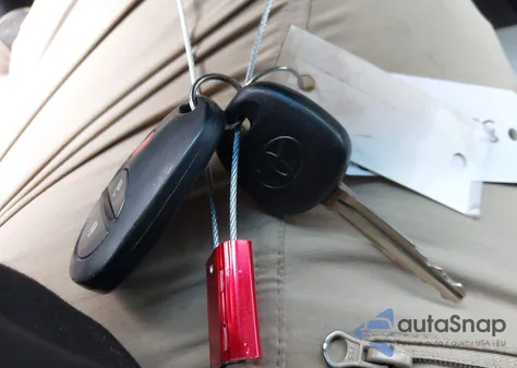 2013 Toyota Tacoma Prerunner V6 z USA, uszkodzony, nr VIN 5TFJU4GN5DX034126